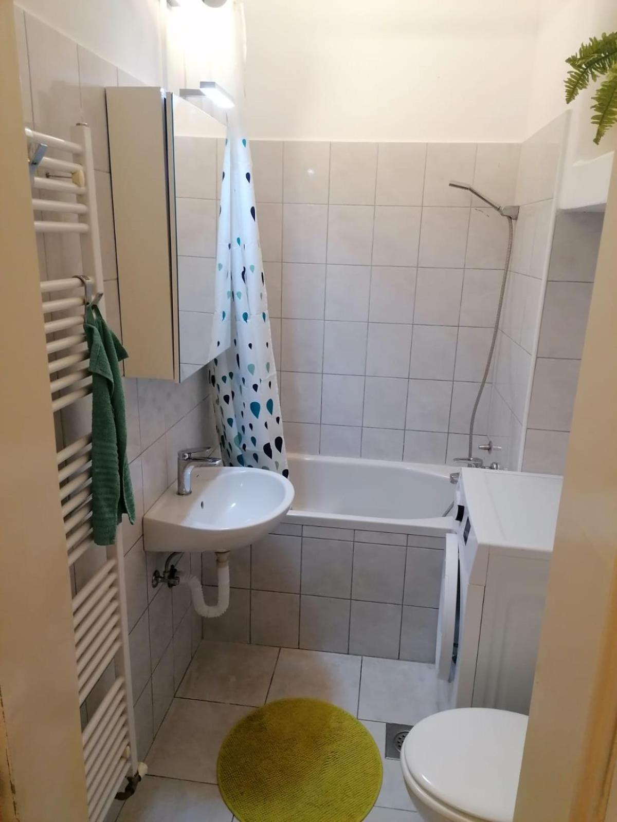 Zagreb Botanical Garden Budget Apartment Екстериор снимка